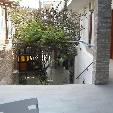 Hotel Myrmidon
