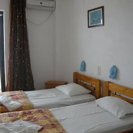 Myrmidon Hotel *